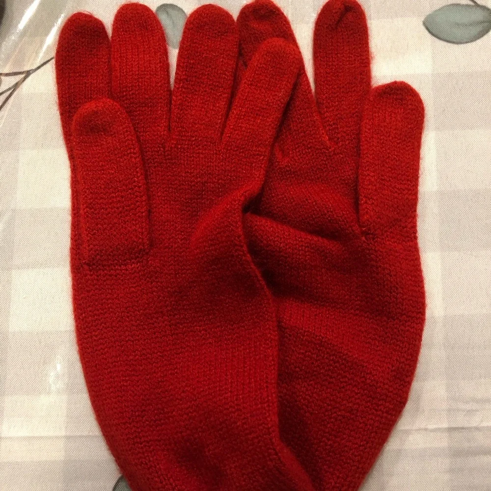 Fraas Red Gloves